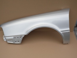 Audi 80 B4 91-96 lewy błotnik srebrny LY7T