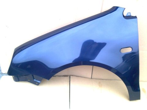 VW Polo 9N 01-05r lewy błotnik granatowy LB5N