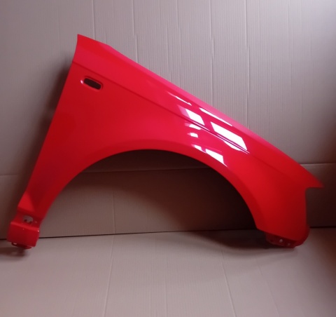 Audi A3 8P 04-08 błotnik prawy czerwony LY3J