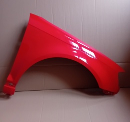 Audi A3 8P 08-12r LIFT błotnik prawy czerwony LY3J