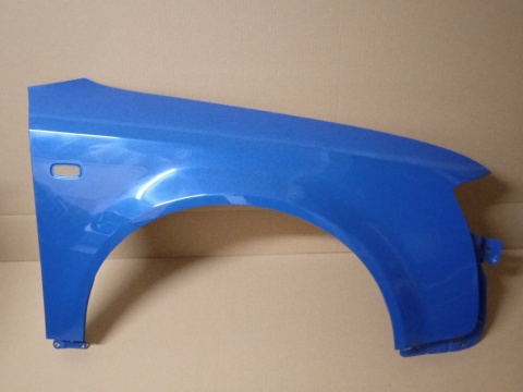 Audi A4 B6 8E 00-04r. błotnik prawy niebieski LZ5M