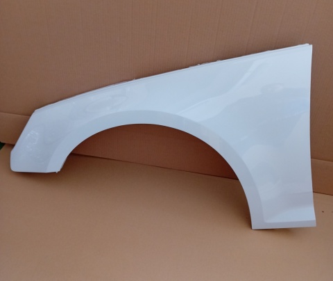 Audi A4 B9 8W 15-19r lewy błotnik biały LS9R