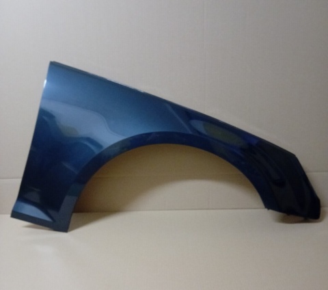 Audi A4 B9 8W 15-19r prawy błotnik szary LX7L