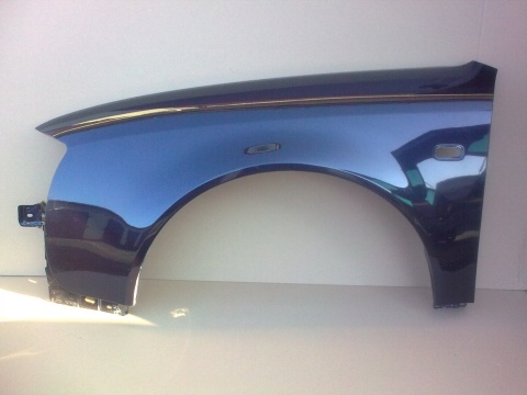 Audi A6 C5 02-05 lewy błotnik granatowy LZ5L