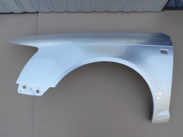 Audi A6 C6 4F 04-08r błotnik lewy srebrny LY7W