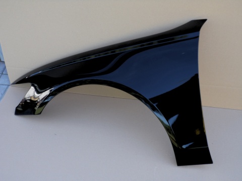 Audi A6 C7 4G 10-18r błotnik lewy w kolorze czarnym LY9T