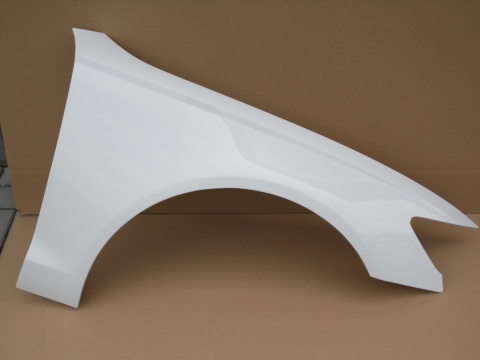 Audi A6 C7 4G 10-18r błotnik prawy w kolorze białym LY9C