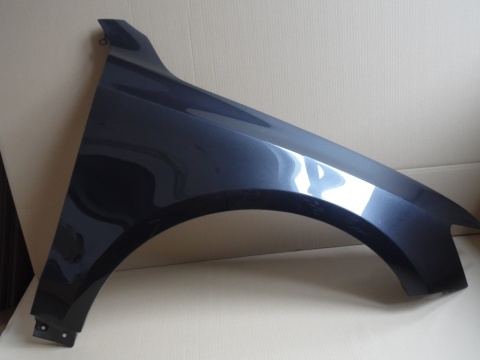 Audi Q5 8R 09-16r błotnik prawy szary LZ7L