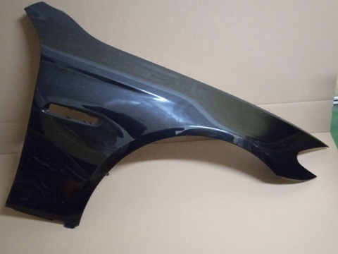 BMW 5 F10 F11 10-17r błotnik prawy czarny 416