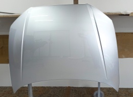 Audi A3 8V 12-20 Sportback Maska srebrna LX7W