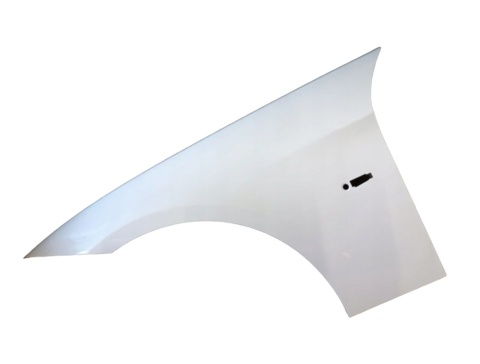 BMW E90, E91 04-13r lewy błotnik biały 300