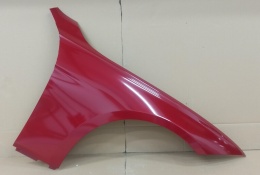 BMW F30, F31, E34, F35, F80 12-19r prawy błotnik czerwony A75