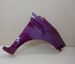 Ford Fiesta Mk7 (JA8) 08-17r błotnik prawy fioletowy M9