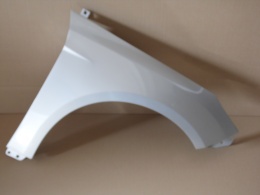 Ford Focus III Mk3 11-18r. błotnik prawy srebrny OB