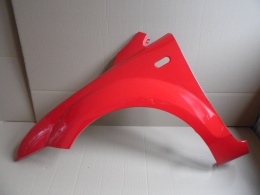 Ford Focus Mk2 04-07r. błotnik lewy czerwony C0 NDTA