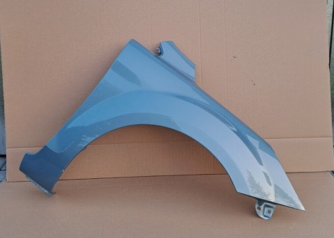 Ford Focus Mk2 II 08-10r. błotnik prawy szary M8 8CKE