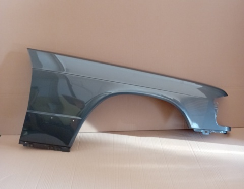 Mercedes 190 W201 r.82-93 błotnik prawy szary 172