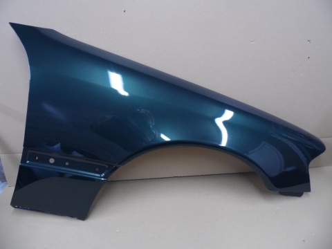 Mercedes C W202 S202 r.93-01 błotnik prawy zielony 891