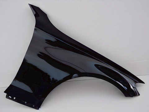 Mercedes C W205 S205 r.14-21 błotnik prawy w kolorze czarnym 197