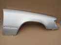 Mercedes E-Klasa W124 84-96r. błotnik prawy srebrny 744