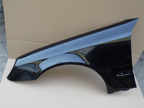 Mercedes E W211 S211 r.02-09 błotnik lewy czarny 185