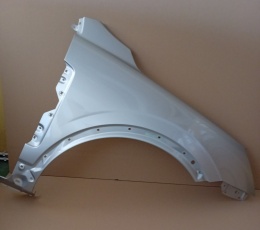 Opel Antara (L07) 06-15r błotnik prawy srebrny 92U