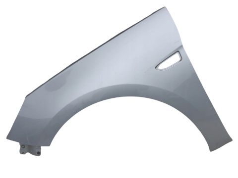 Opel Astra 5 K 15-22r lewy błotnik srebrny Z176