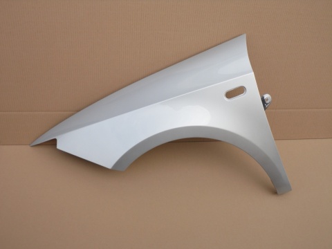 Seat Ibiza IV 6J 08-17r lewy błotnik srebrny LS7Y