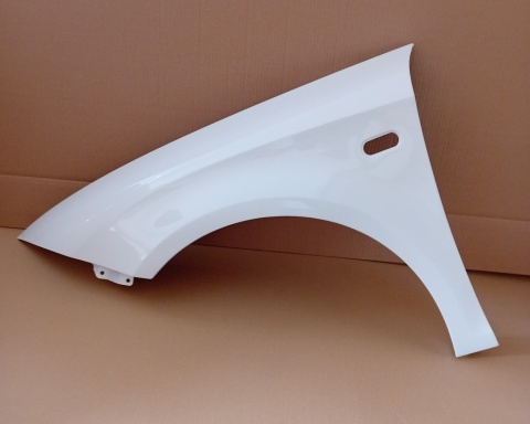 Seat Leon 2 1P 05-12r lewy błotnik biały LB9A