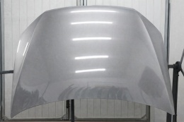 VW Passat B7 10-14r Maska srebrna LA7W