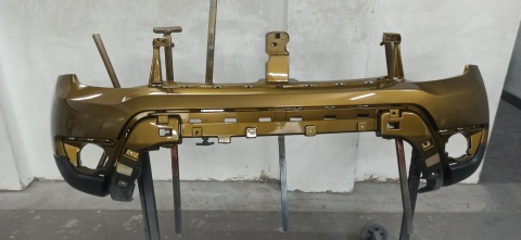 Dacia Duster 1 10-17r zderzak przedni zielony DPC