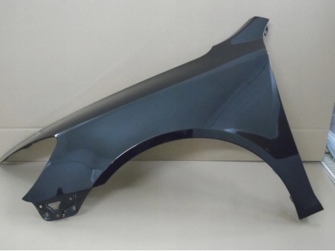 Skoda Octavia 2 II 1Z 09-13r lewy błotnik czarny 9910