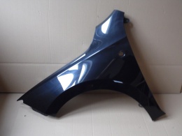Skoda Rapid (NH) 12-19r. błotnik lewy czarny LF9R