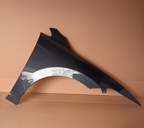 VW Golf 8 (5H) 2020r- błotnik prawy szary LC7Q