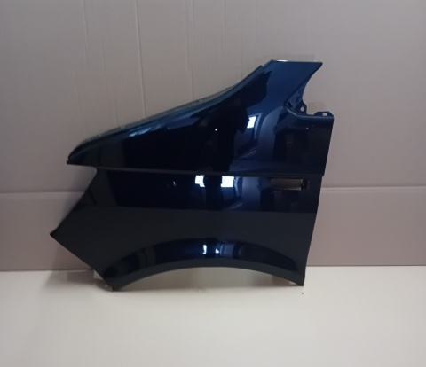 VW Transporter Multivan T6 15-19r błotnik lewy w kolorze czarnym LC9X